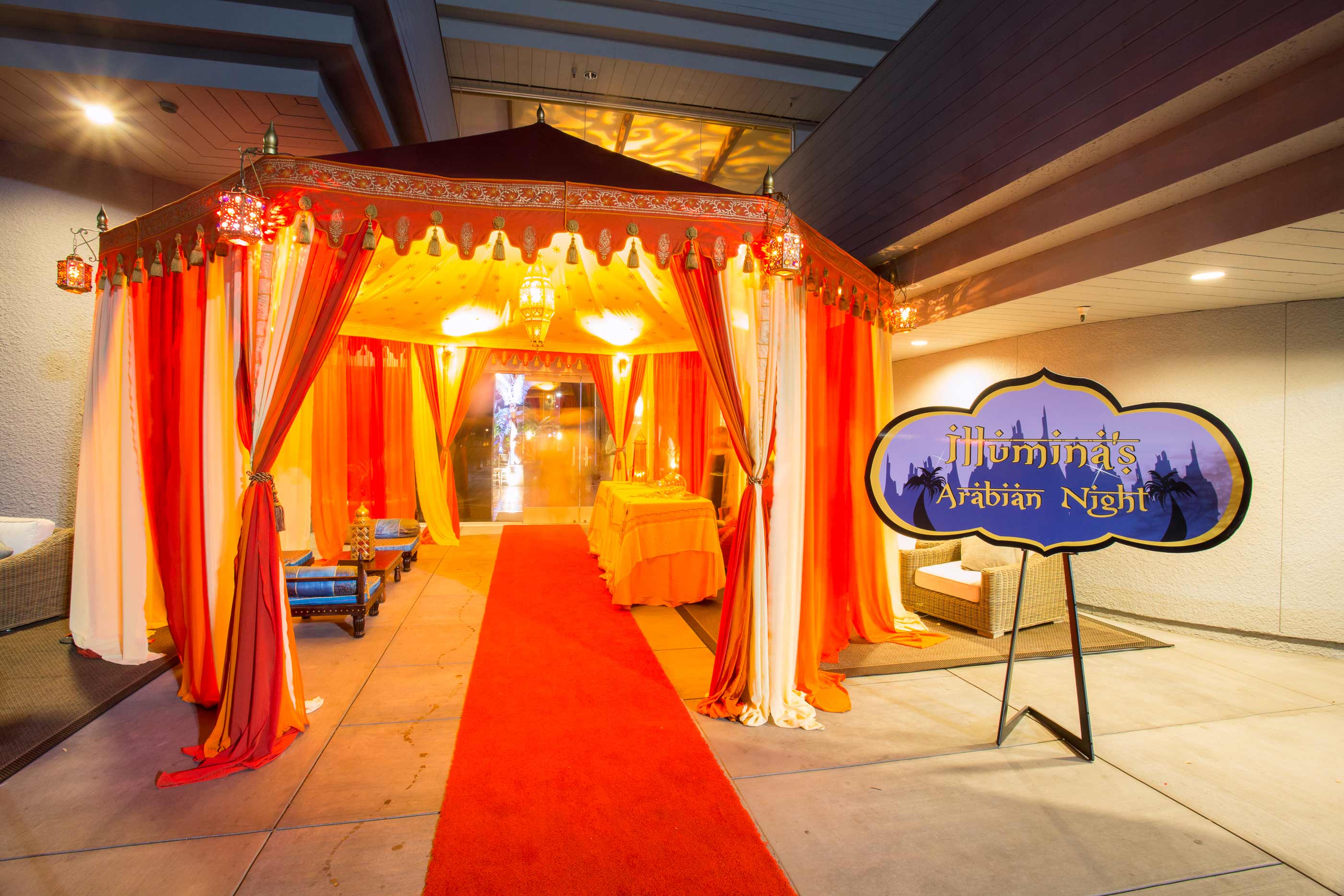 How To Throw a Las Vegas Themed Party Ideas - The Arabian Tent Company